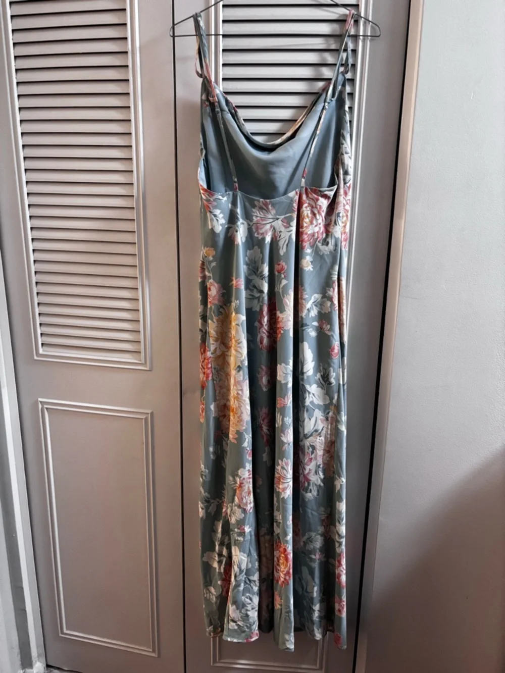 Abercrombie & Fitch floral satin cowl neck maxi slip dress - Picture 4 of 9
